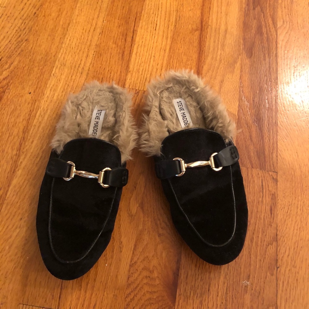 Steve Madden faux fur velvet black loafers size 8